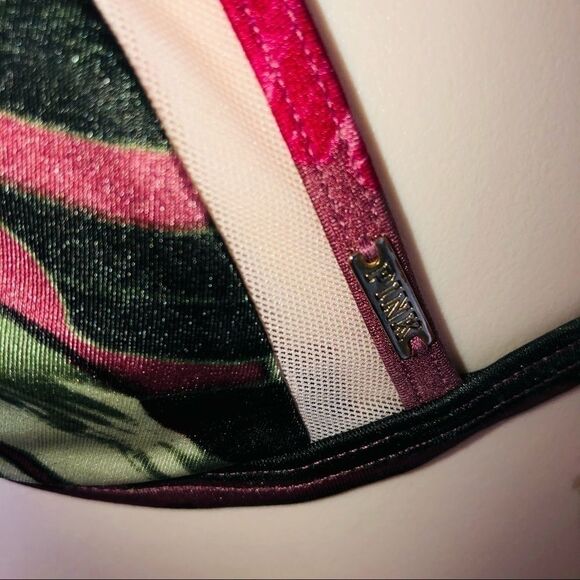 Victoria’s Secret tropical triangle bikini top sm - Picture 5 of 8